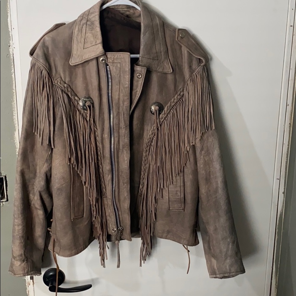 Brown leather jacket with fringe